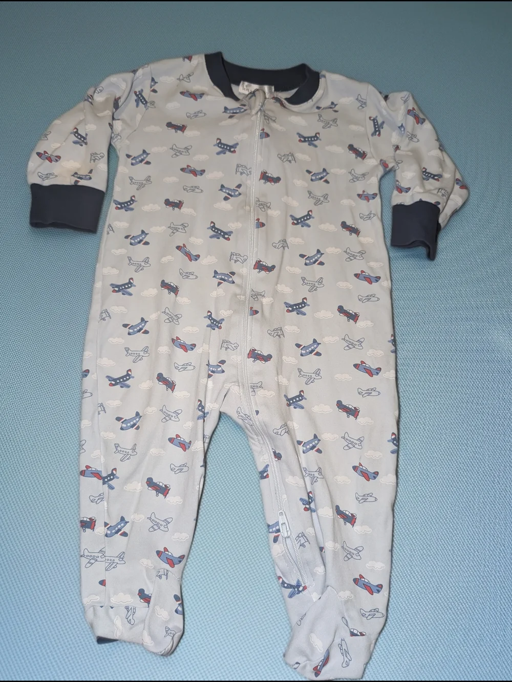 Kissy Kissy Baby-Boys Aviators Print Footie is a zippered one-piece sleeper